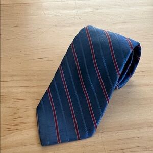 Manhattan Elegant Blue and Red Striped Men's Tie